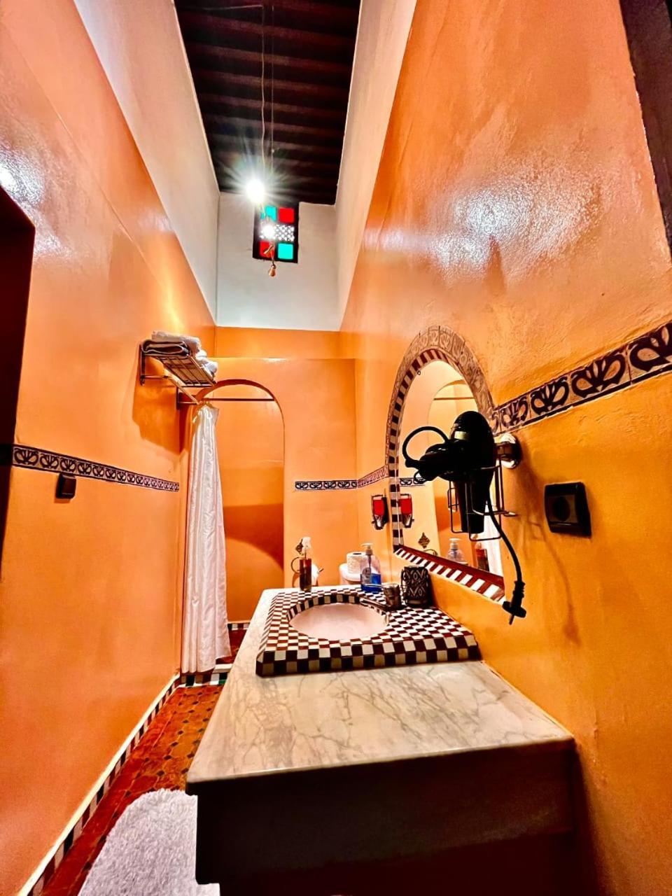 Riad Lalla Zoubida Фес Экстерьер фото